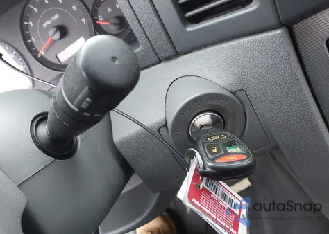 2005 Jeep Grand Cherokee Laredo z USA, uszkodzony, nr VIN 1J4GR48K55C509325